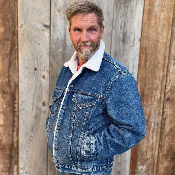 Levis San Francisco1970's Denim Blue Jean Sherpa Jacket Made in the USA Size 42 - Picture 1 of 9